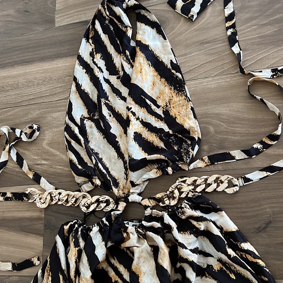 Garota leopard halter neck cut out maxi dress. Size S/M. NEW with tags - Picture 2 of 3